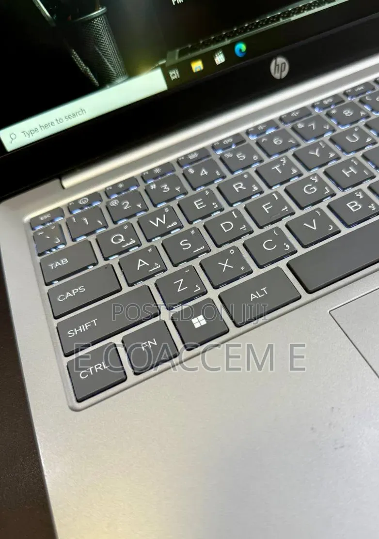 New Laptop HP 8GB AMD Ryzen 5 SSD 512GB