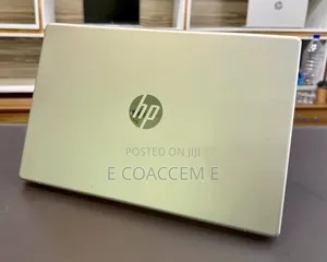 New Laptop HP 8GB AMD Ryzen 5 SSD 512GB