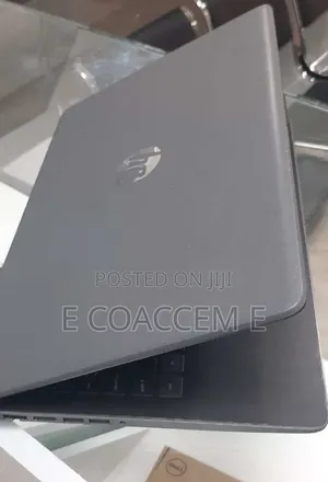 New Laptop HP 8GB AMD Ryzen 3 HDD 1T