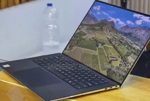New Laptop Dell 16GB Intel Core i7 SSD 512GB