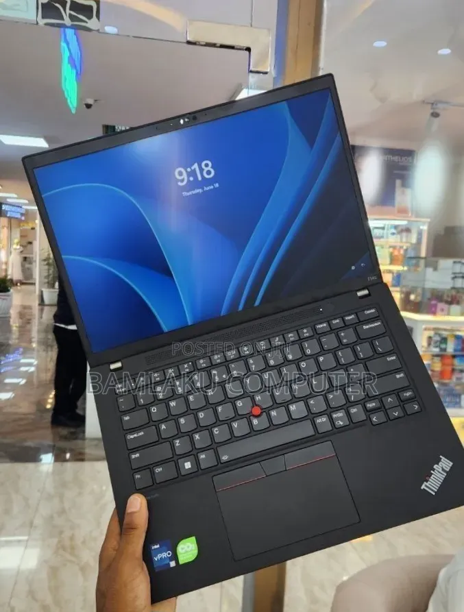 New Laptop Lenovo ThinkPad T14s G4 16GB Intel Core i7 SSD 1T