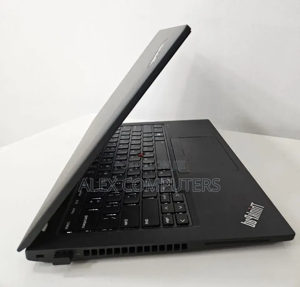 New Laptop Lenovo ThinkPad P14s 16GB Intel Core i7 SSD 512GB
