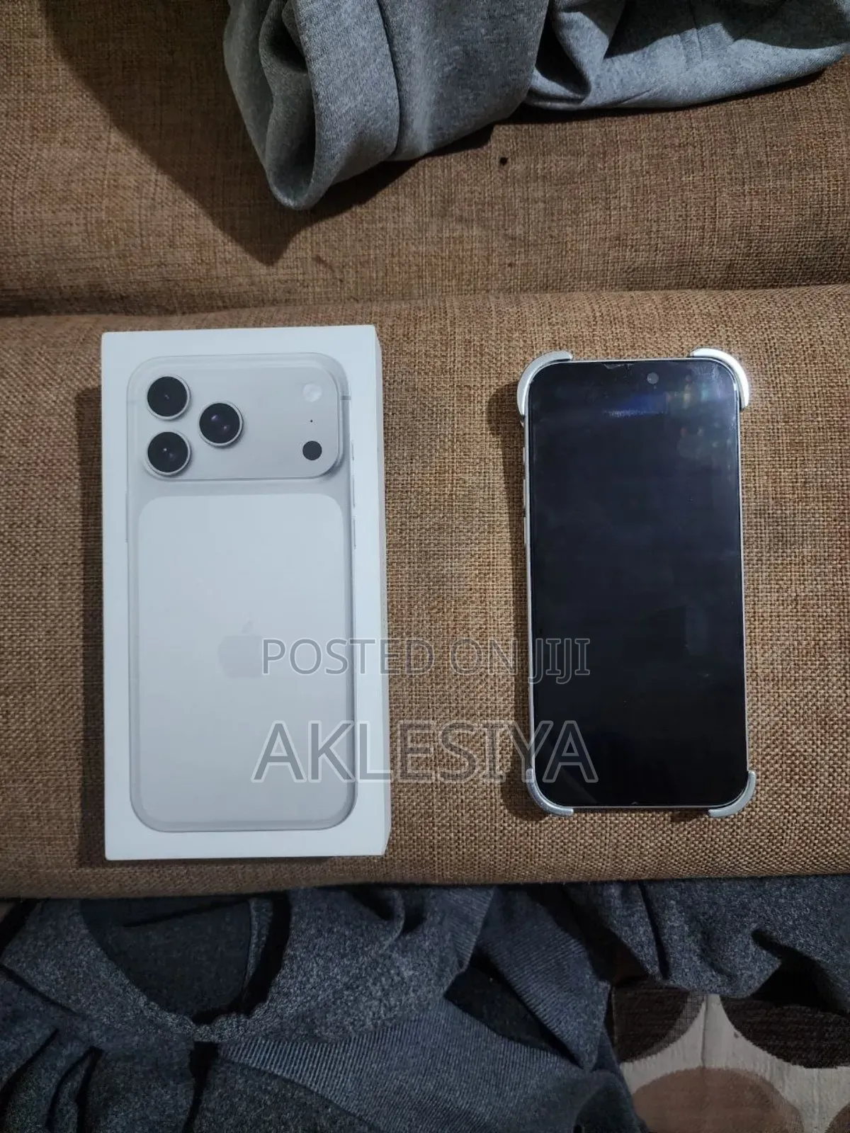 New Apple iPhone 17 Pro Max 256 GB Silver