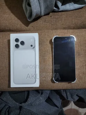 New Apple iPhone 17 Pro Max 256 GB Silver