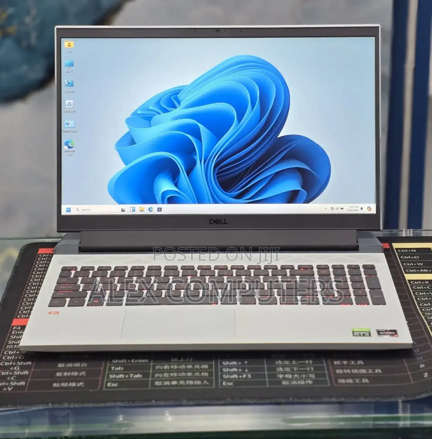 New Laptop Dell G15 5511 8GB AMD Ryzen 7 SSD 512GB