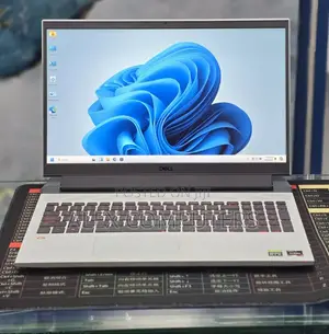 New Laptop Dell G15 5511 8GB AMD Ryzen 7 SSD 512GB