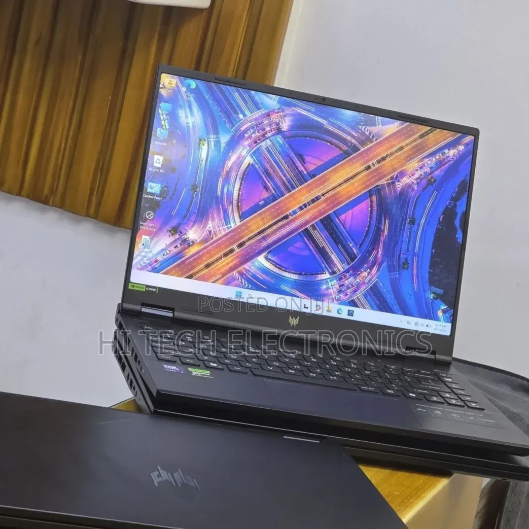 New Laptop Acer Predator Helios Neo 14 16GB Intel Core Ultra 7 SSD 1T