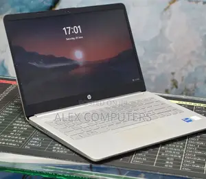 New Laptop HP Stream Notebook 8GB Intel Core i5 SSD 256GB