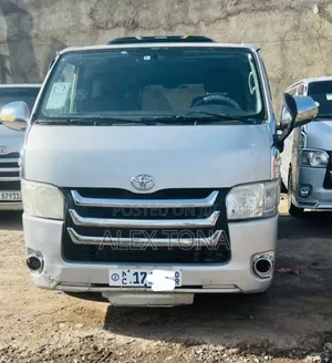 Toyota HiAce 2008 Silver