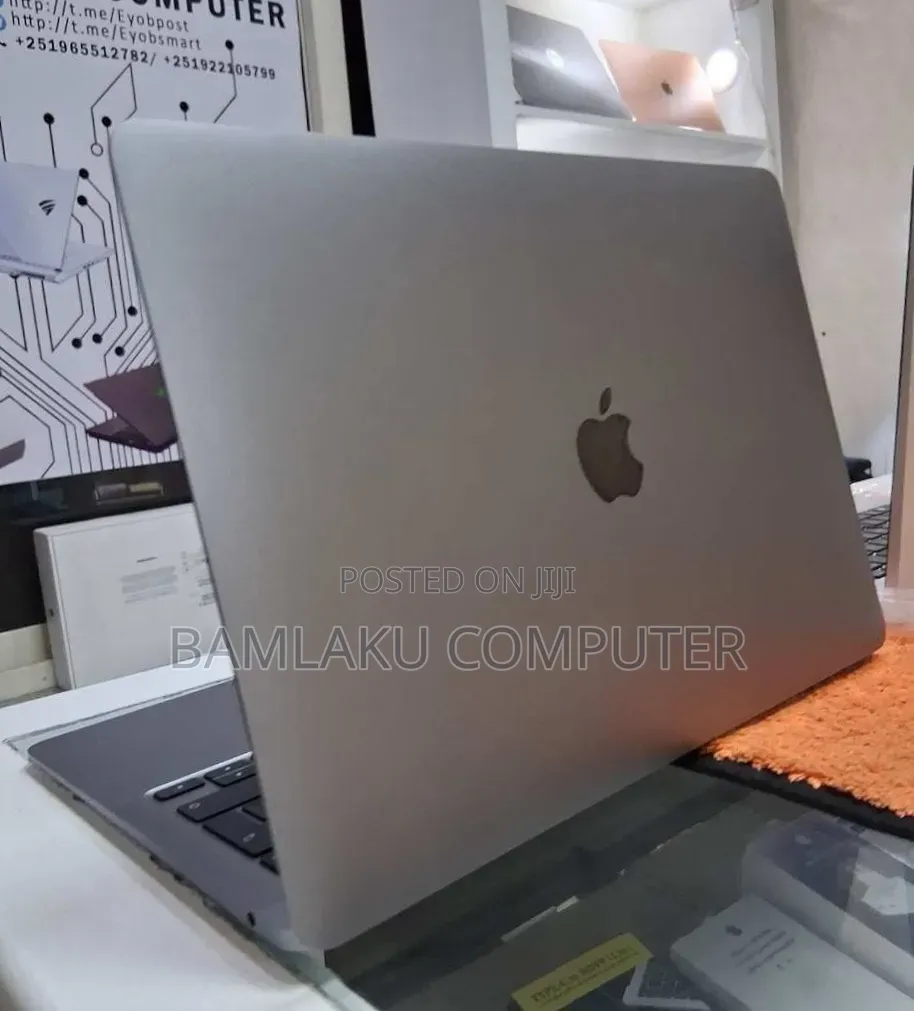 New Laptop Apple MacBook Air 2020 M1 16GB Apple M1 SSD 256GB