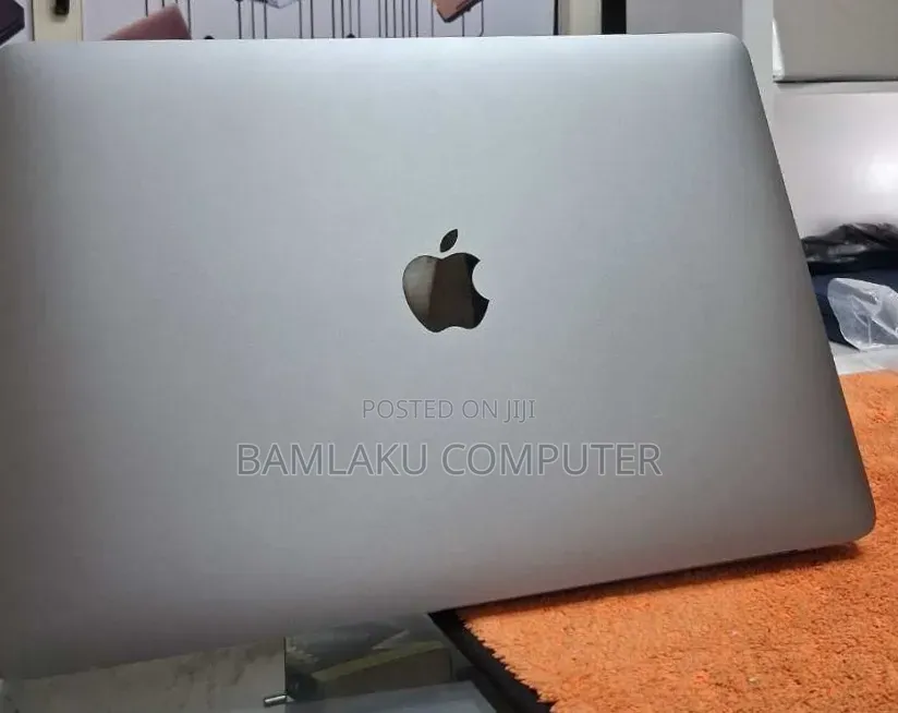 New Laptop Apple MacBook Air 2020 M1 16GB Apple M1 SSD 256GB