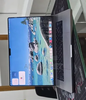New Laptop Apple MacBook Pro 2021 M1 32GB Apple M1 Pro SSD 512GB