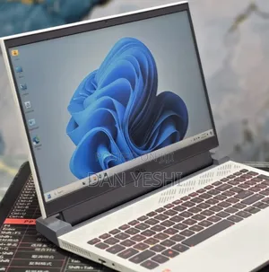 New Laptop Dell G15 5511 8GB AMD Ryzen 7 SSD 512GB