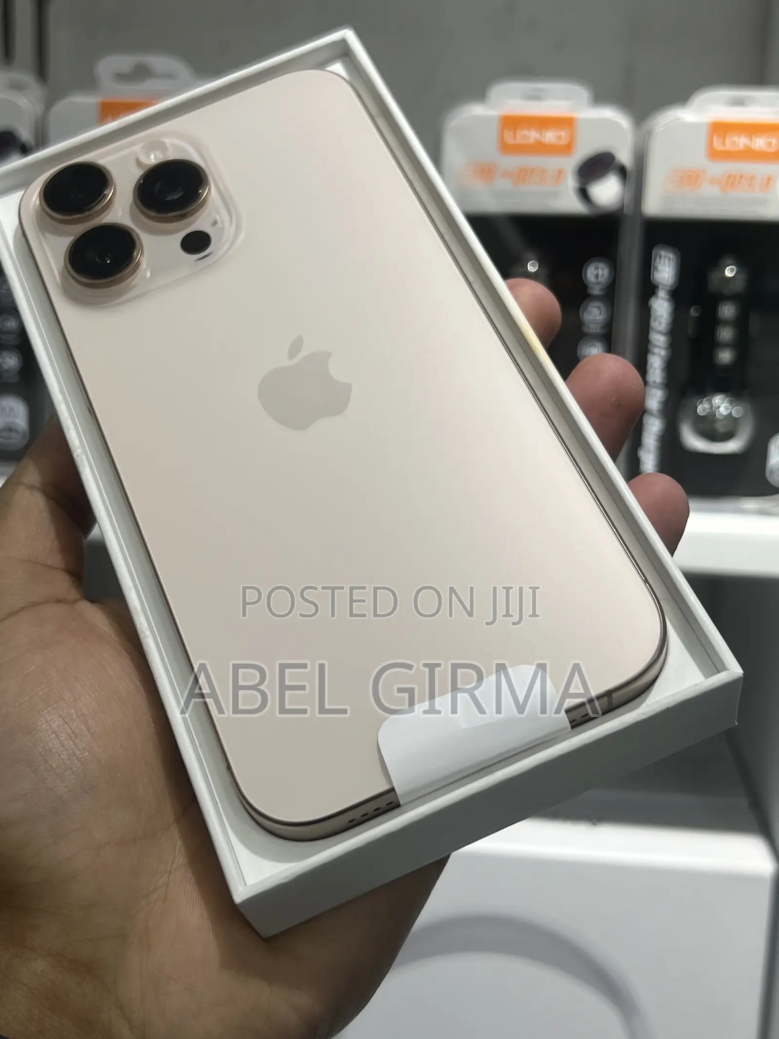 Apple iPhone 16 Pro Max 256 GB Gold
