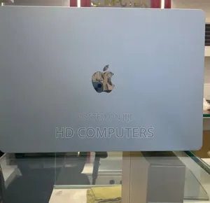 New Laptop Apple MacBook Air 2025 M4 24GB Apple M4 SSD 1T