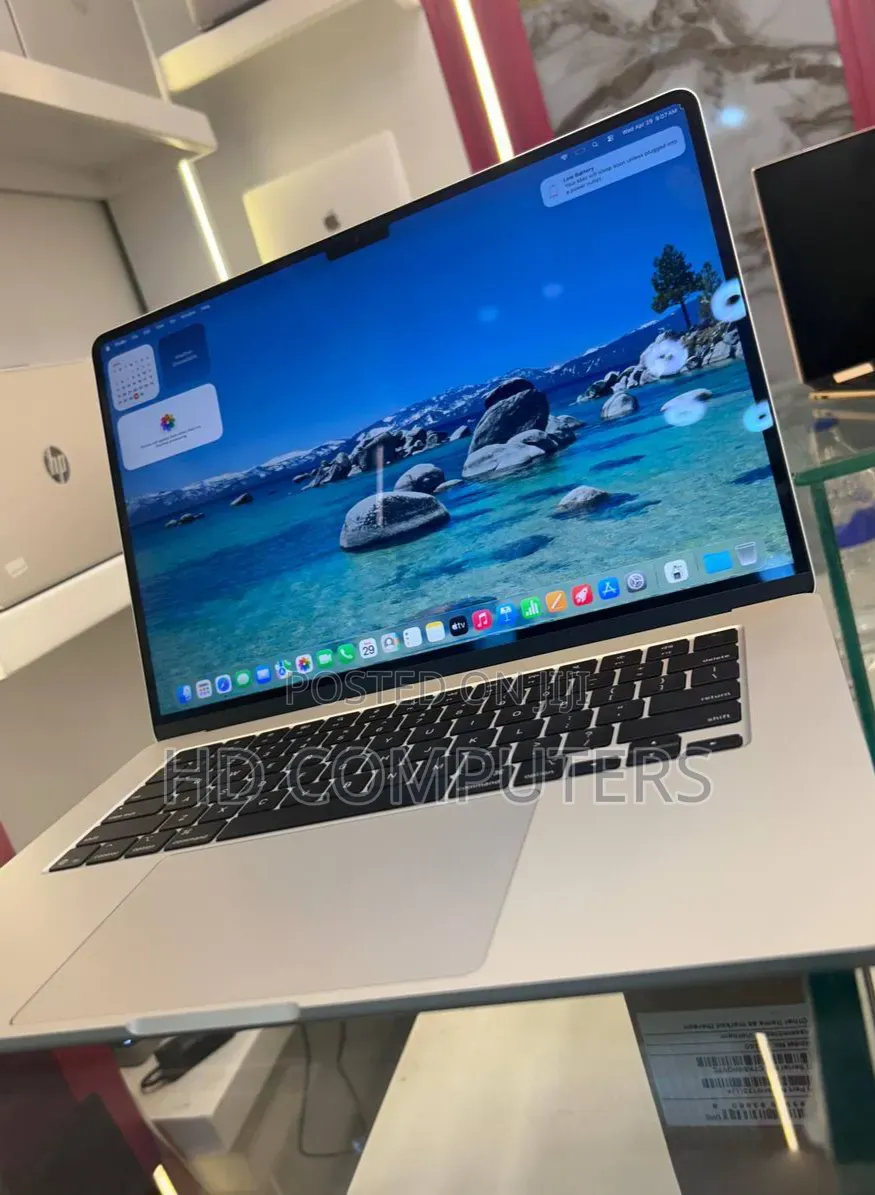New Laptop Apple MacBook Air 2025 M4 24GB Apple M4 SSD 1T