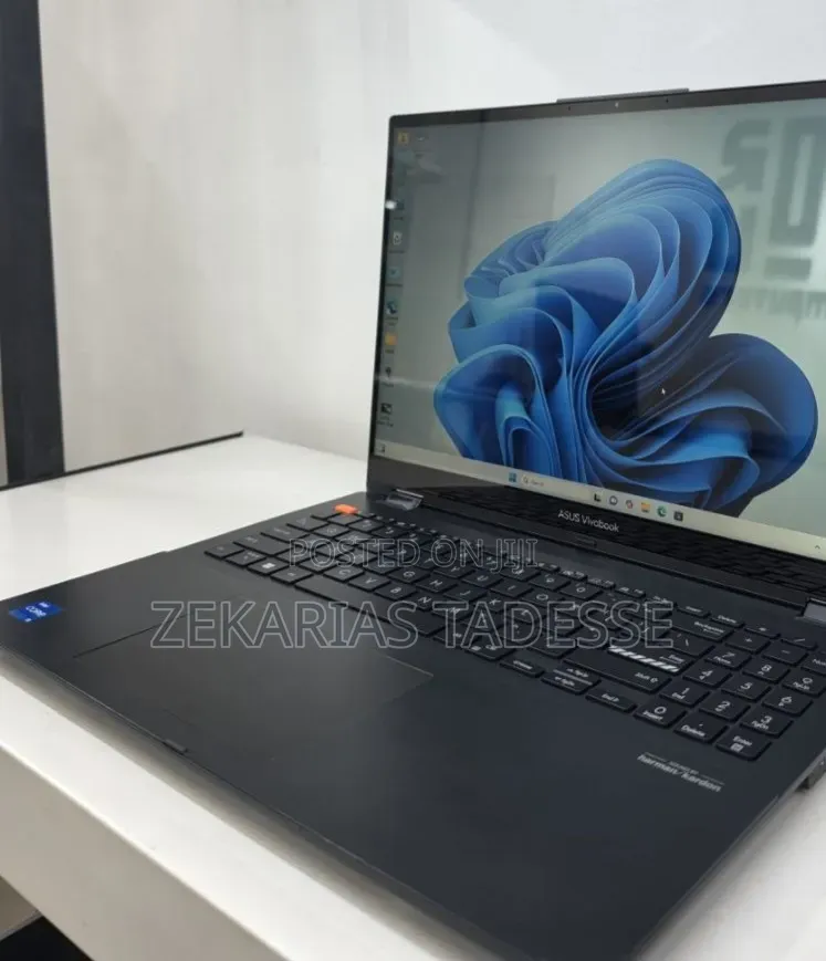 New Laptop Asus VivoBook 15 X505BA 16GB Intel Core i5 SSD 512GB