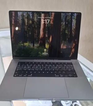 New Laptop Apple MacBook Pro 2021 M1 32GB Apple M1 Pro SSD 1T