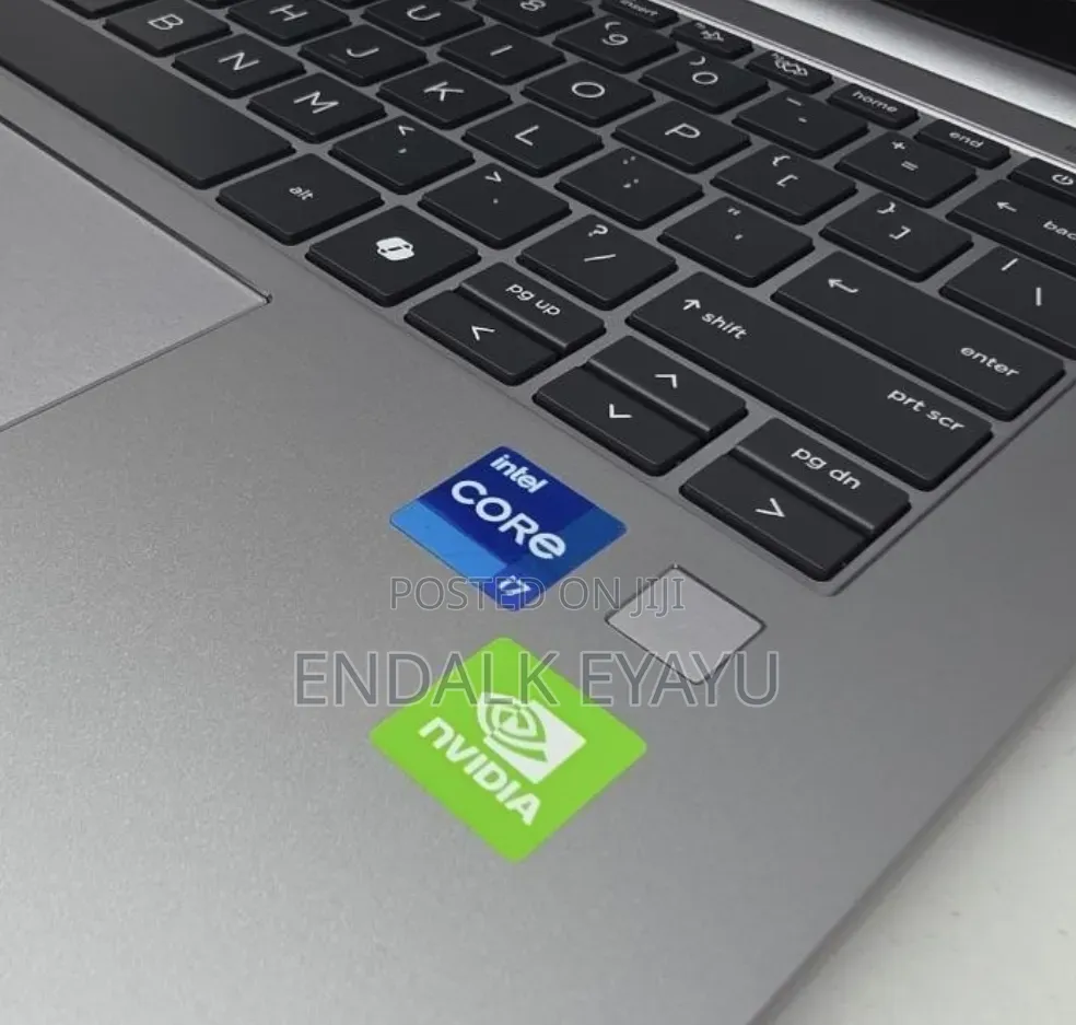 New Laptop HP 16GB Intel Core i7 SSD 512GB