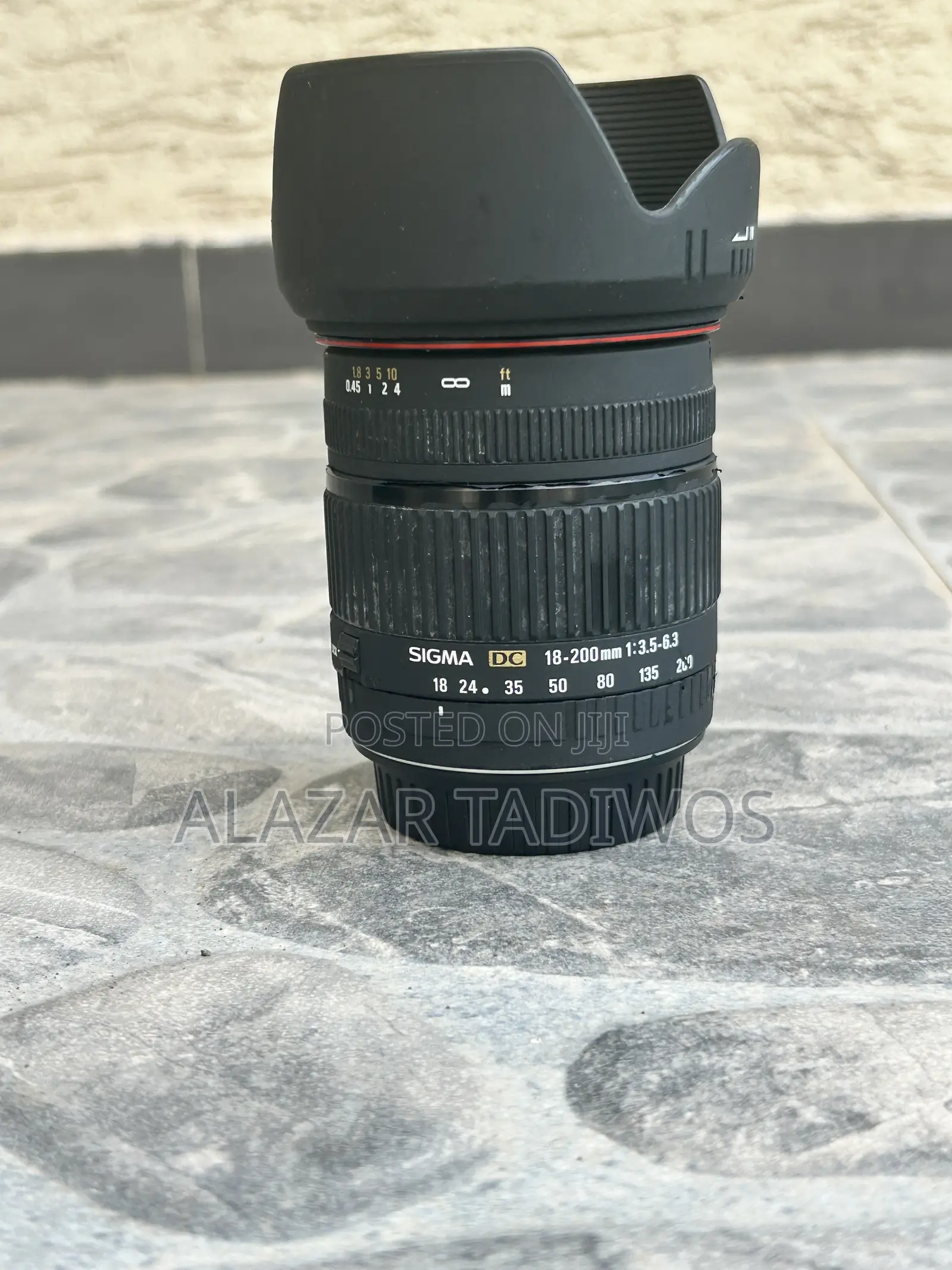 18-200mm Lens