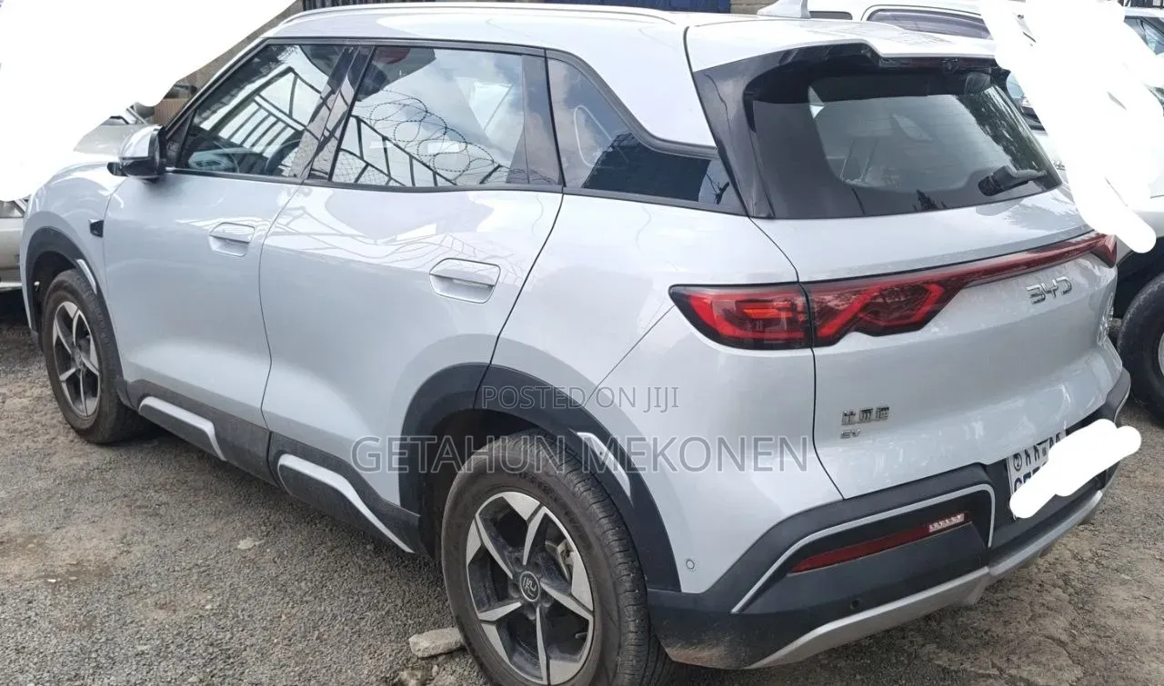 New BYD Yuan Up 2025 Silver