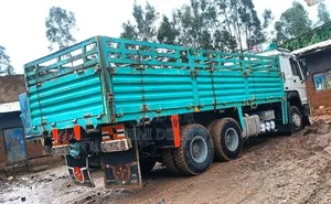 Sinotruk Heavy-Duty Trucks 2021 White
