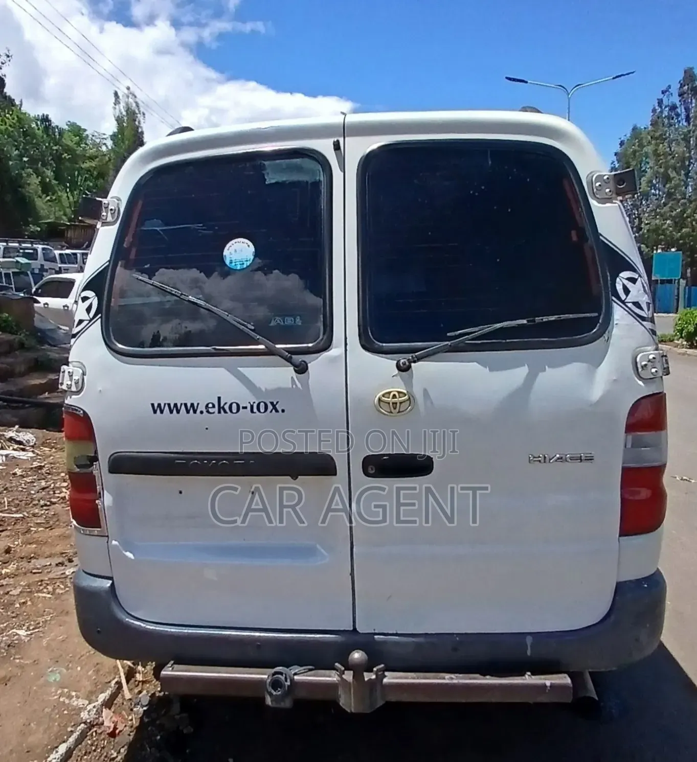 Toyota HiAce 2009 White