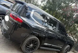 Toyota Land Cruiser 2023 Black