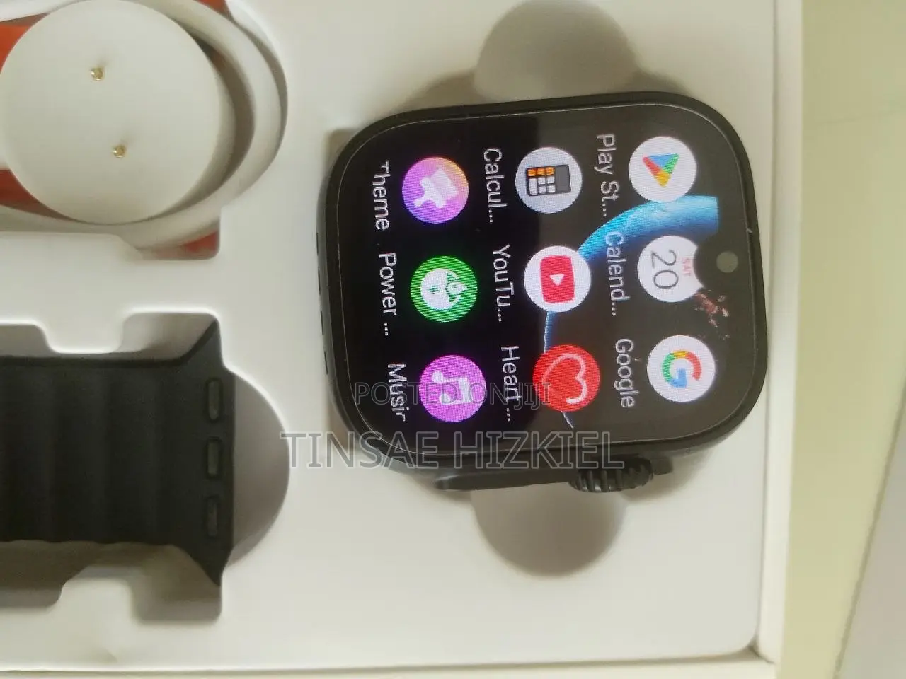 Sim Card የምቀበል እና Camera ያለው Smart Watch