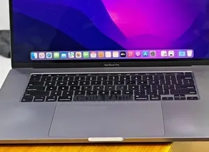 New Laptop Apple MacBook Pro 32GB Intel Core i9 SSD 2T