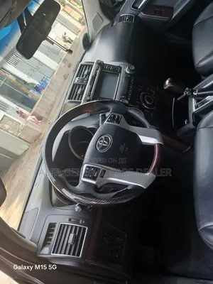 Toyota Land Cruiser Prado 2015