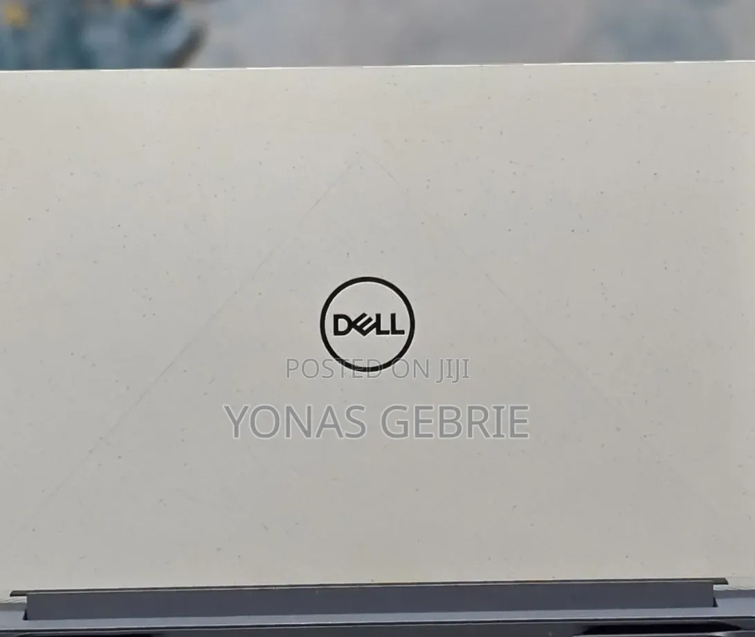 New Laptop Dell 8GB AMD Ryzen 7 SSD 512GB