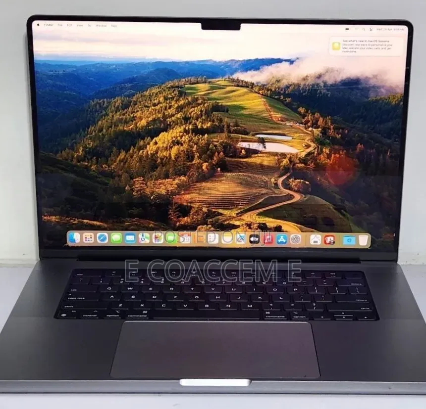 New Laptop Apple MacBook 32GB SSD 512GB