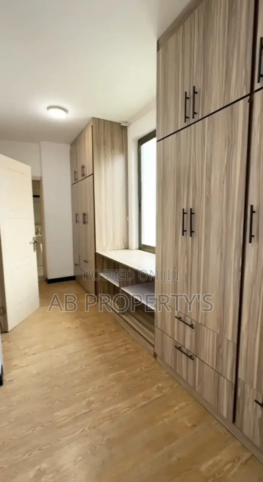 Furnished 3bdrm Duplex in Megenana Top View, Yeka for sale