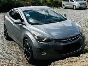 Hyundai Avante 2013 Gray