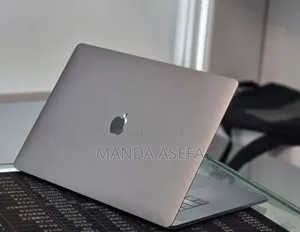 New Laptop Apple MacBook Pro 2018 32GB Intel Core i7 SSD 1T