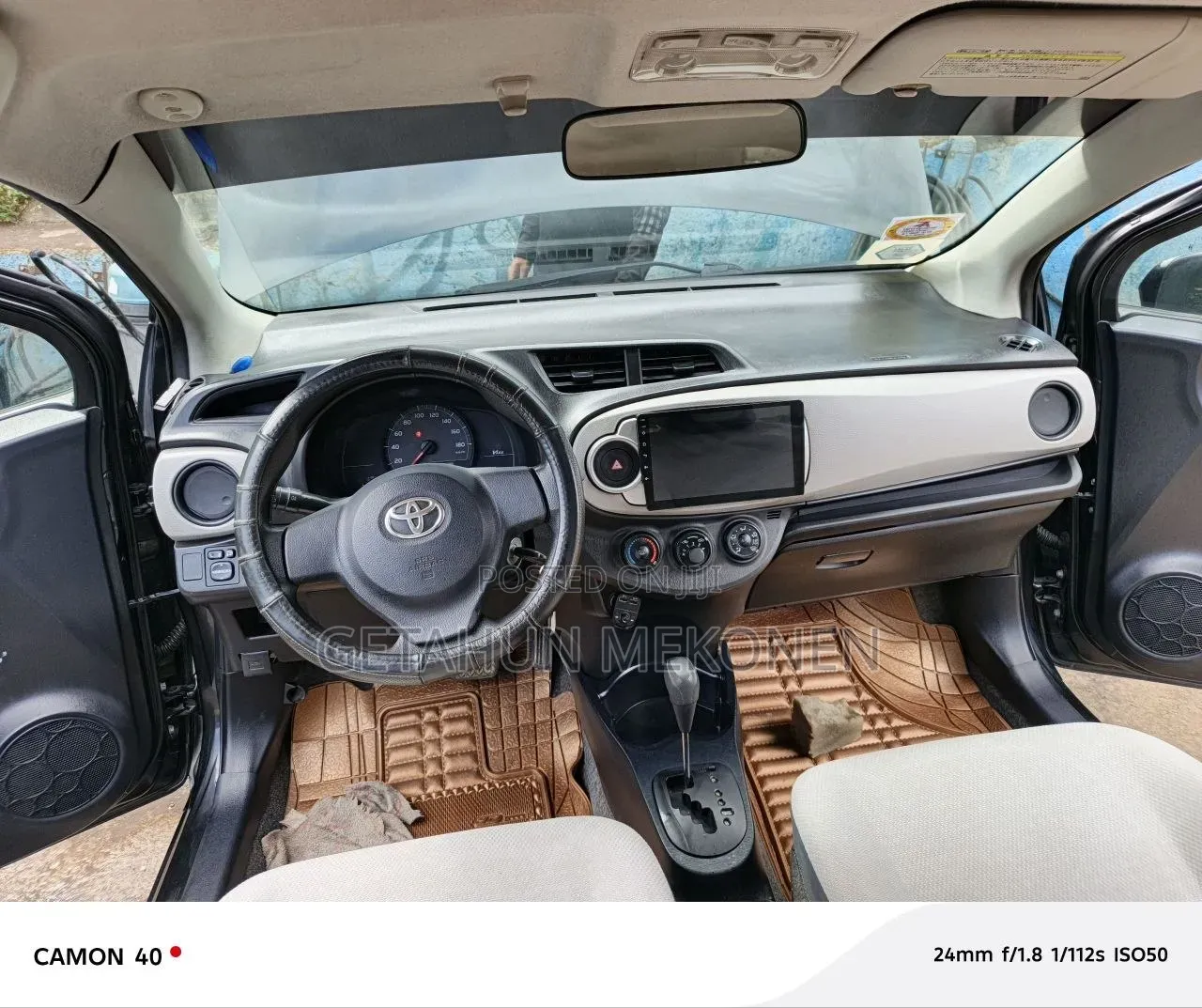 Toyota Yaris 2012 Black