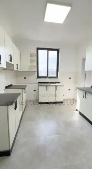 Furnished 3bdrm Apartment Kirkos for sale