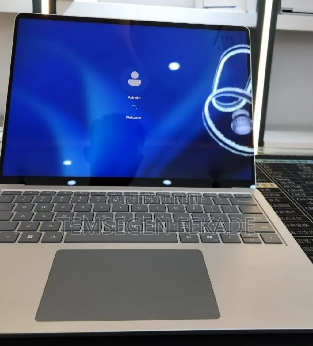 New Microsoft Surface Pro 7 16GB Qualcomm Snapdragon X Elite SSD 512GB