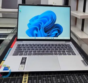 New Laptop Lenovo 16GB Intel Core i5 SSD 512GB