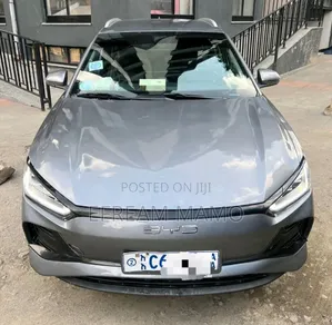 BYD E2 43 kWh 94 hp FWD 2024