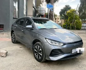 BYD E2 43 kWh 94 hp FWD 2024