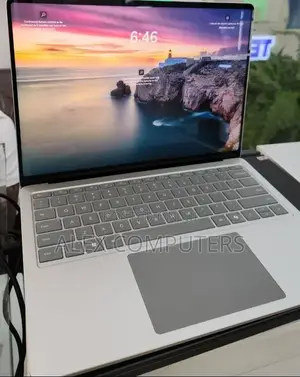 New Laptop Microsoft Surface 16GB Qualcomm Snapdragon X Elite SSD 512GB