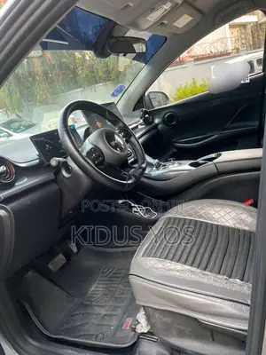 BYD E2 43 kWh 94 hp FWD 2024 Gray