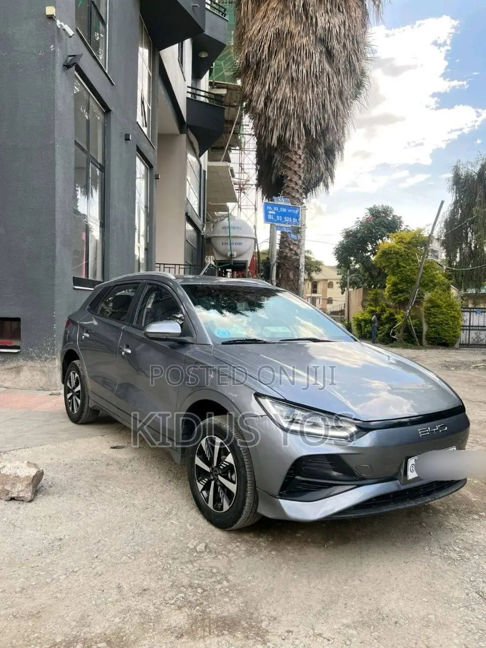 BYD E2 43 kWh 94 hp FWD 2024 Gray