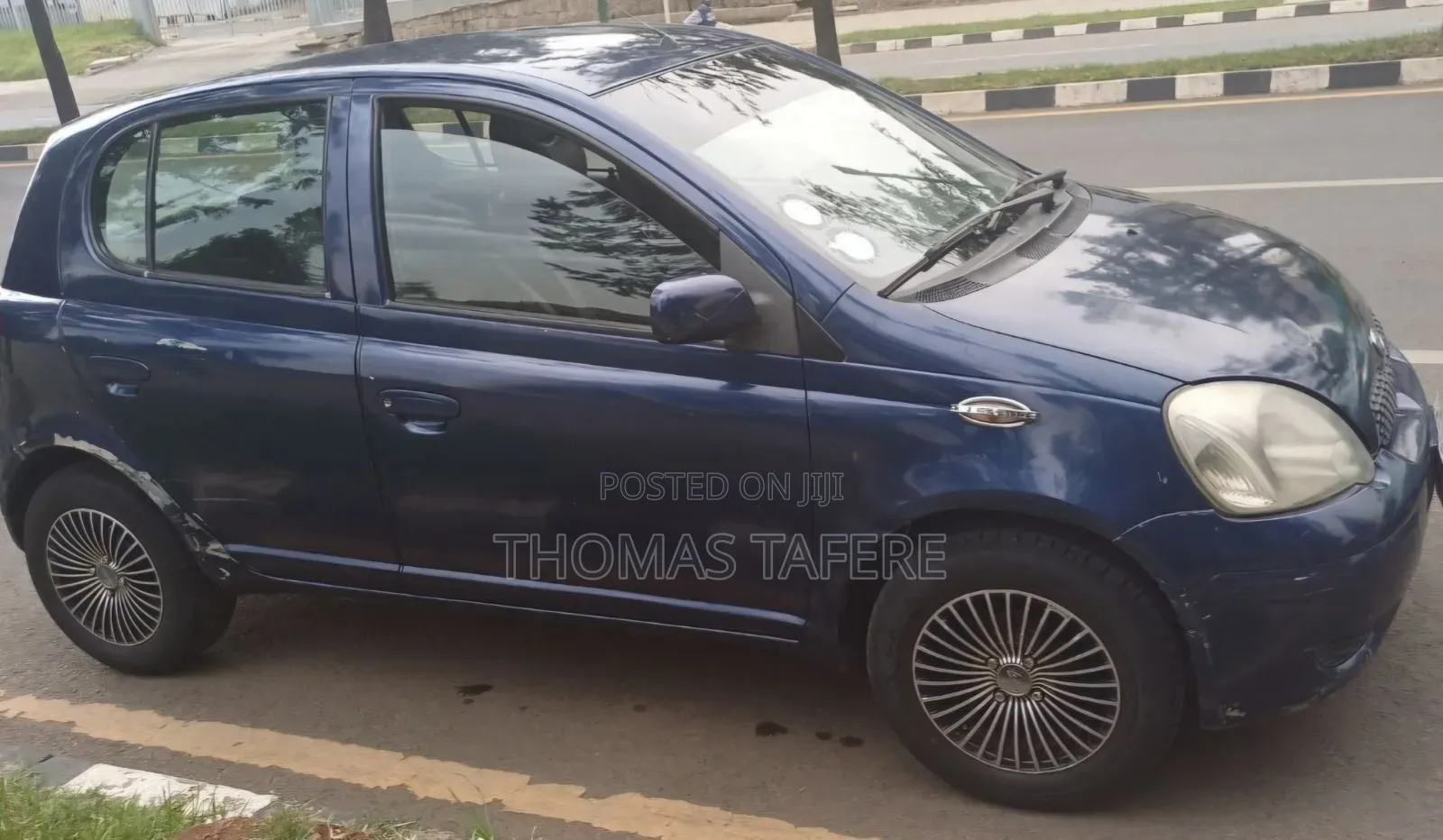Toyota Vitz 2002 Blue