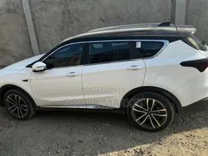 Jetour X70 Plus 2022 Ivory