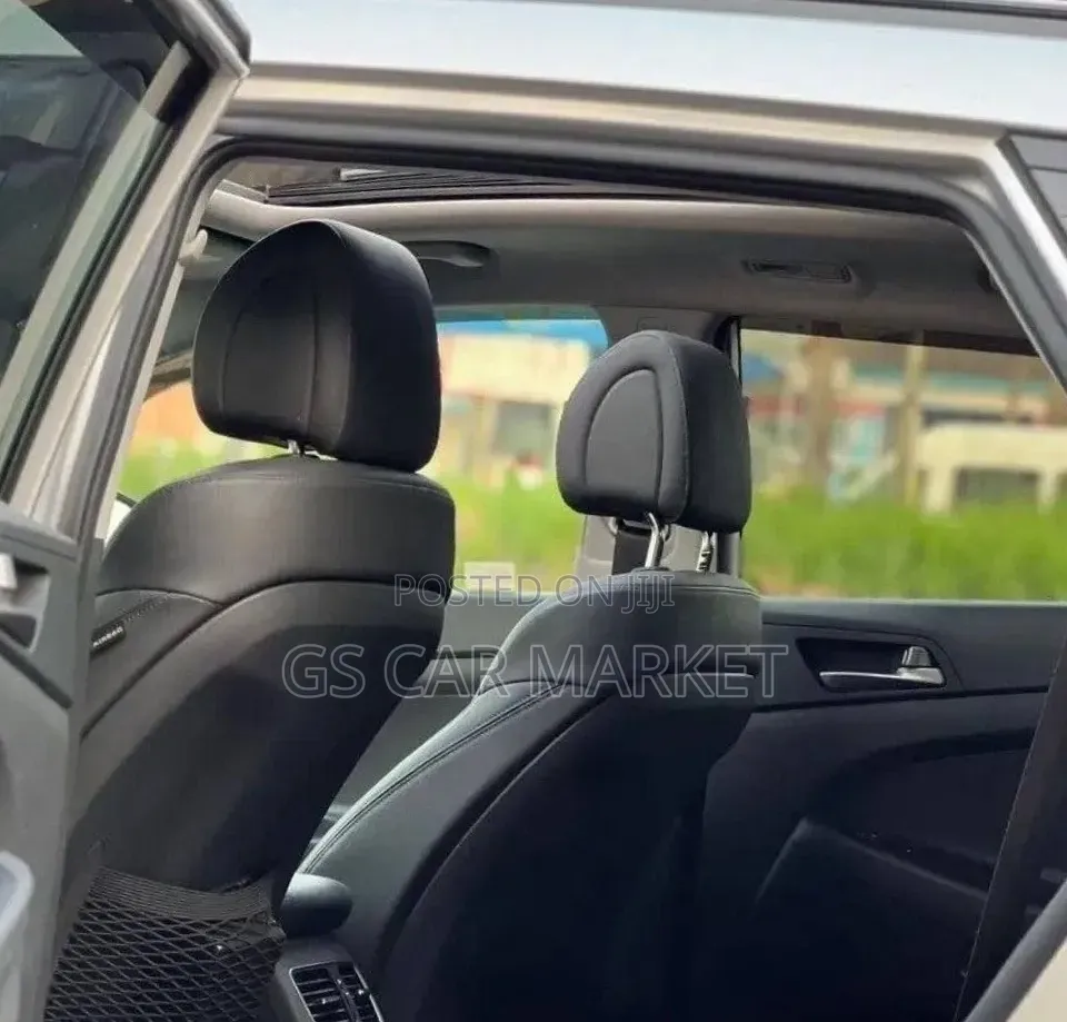 Hyundai Tucson 2019 Silver