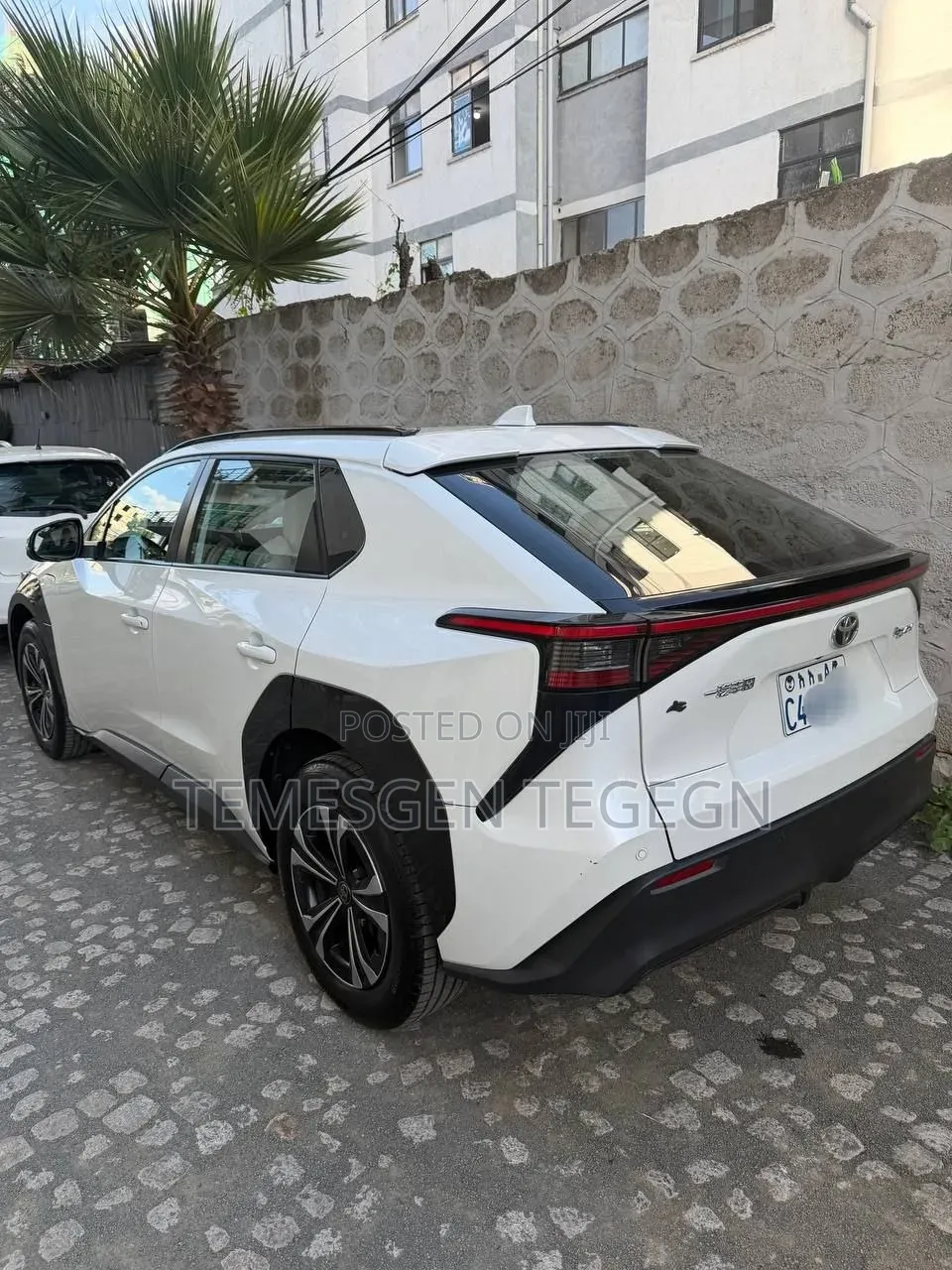 Toyota bZ4X 2023 White