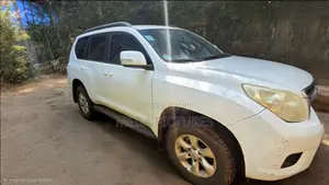 Toyota Land Cruiser Prado 4.0 Petrol TX 2013 White
